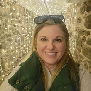 Meet your Posher, Christine